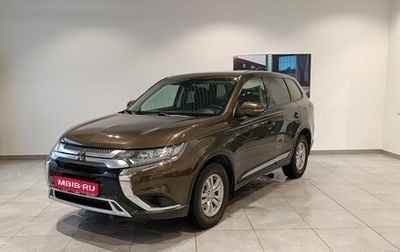 Mitsubishi Outlander III рестайлинг 3, 2019 год, 2 302 000 рублей, 1 фотография