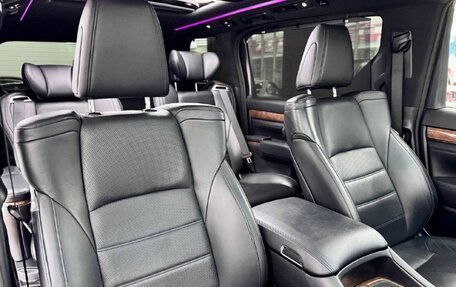 Toyota Alphard III, 2016 год, 4 450 000 рублей, 17 фотография