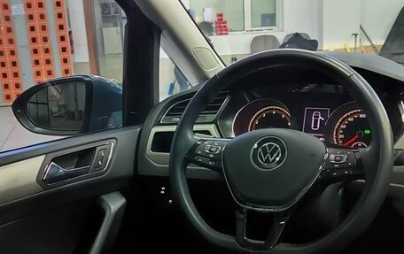 Volkswagen Touran III, 2022 год, 1 340 002 рублей, 9 фотография