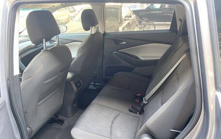 Chevrolet Orlando, 2022 год, 1 300 000 рублей, 5 фотография