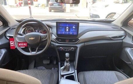 Chevrolet Orlando, 2022 год, 1 300 000 рублей, 6 фотография