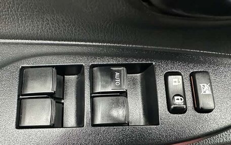 Toyota Yaris, 2021 год, 1 150 000 рублей, 10 фотография