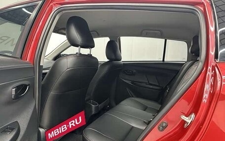 Toyota Yaris, 2021 год, 1 150 000 рублей, 5 фотография