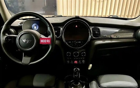 MINI Hatch, 2021 год, 2 275 213 рублей, 6 фотография