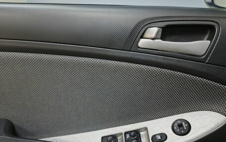 Hyundai Solaris II рестайлинг, 2012 год, 772 000 рублей, 18 фотография