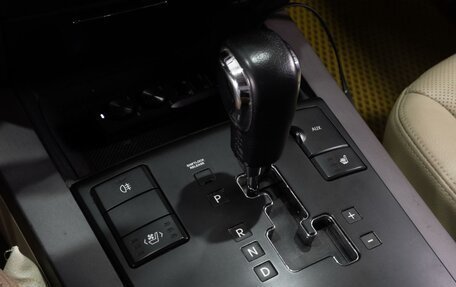 KIA Mohave I, 2012 год, 2 110 000 рублей, 22 фотография