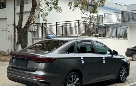 Geely Emgrand, 2022 год, 1 050 000 рублей, 5 фотография