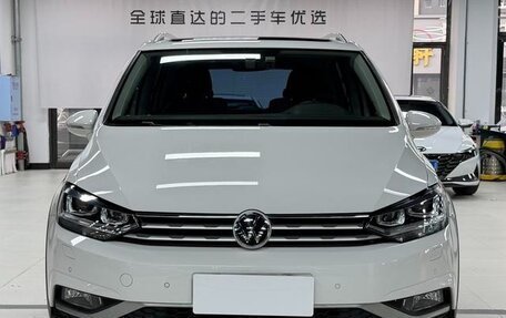 Volkswagen Touran III, 2023 год, 1 950 178 рублей, 2 фотография