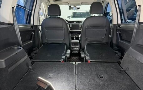 Volkswagen Touran III, 2023 год, 1 950 178 рублей, 14 фотография