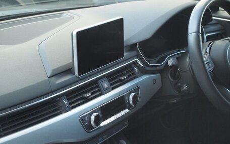 Audi A4, 2019 год, 1 730 000 рублей, 13 фотография