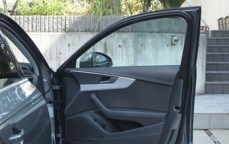 Audi A4, 2019 год, 1 730 000 рублей, 20 фотография