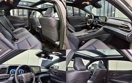 Toyota Crown, 2025 год, 5 990 099 рублей, 14 фотография