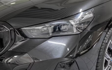 BMW 5 серия, 2025 год, 13 000 000 рублей, 3 фотография