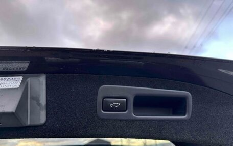 Toyota Harrier, 2015 год, 2 080 000 рублей, 23 фотография