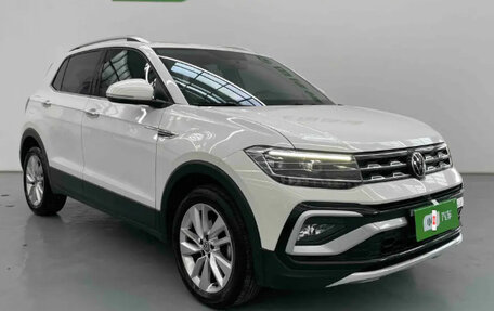 Volkswagen T-Cross I, 2022 год, 1 736 000 рублей, 1 фотография