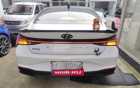 Hyundai Elantra, 2022 год, 1 210 000 рублей, 5 фотография