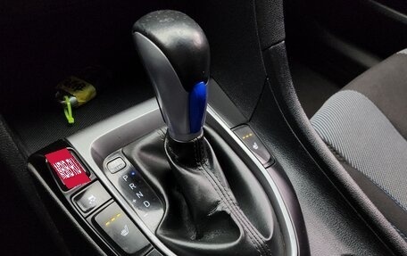 Hyundai Veloster II, 2018 год, 1 250 008 рублей, 7 фотография