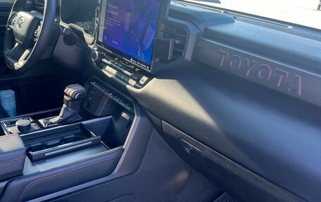 Toyota Sequoia, 2023 год, 11 500 000 рублей, 34 фотография