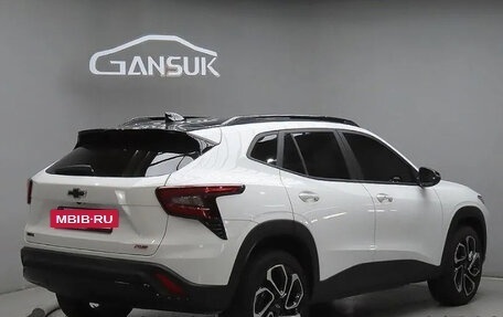 Chevrolet Trax, 2024 год, 1 700 000 рублей, 4 фотография