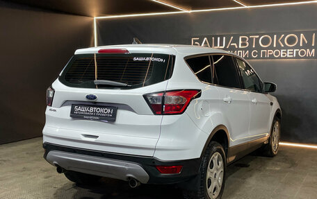 Ford Kuga III, 2018 год, 1 560 000 рублей, 4 фотография