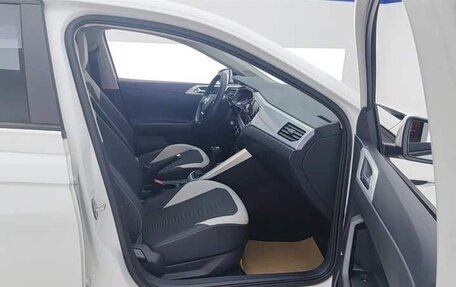 Volkswagen Polo, 2021 год, 1 300 000 рублей, 8 фотография