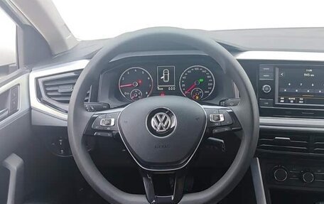 Volkswagen Polo, 2021 год, 1 300 000 рублей, 15 фотография