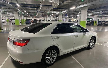 Toyota Camry, 2017 год, 1 850 000 рублей, 5 фотография