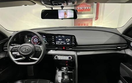 Hyundai Elantra, 2022 год, 1 220 230 рублей, 13 фотография