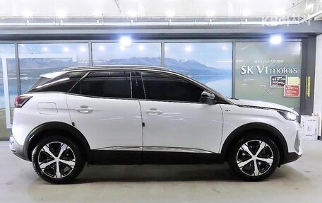 Peugeot 3008 II, 2021 год, 2 070 000 рублей, 3 фотография