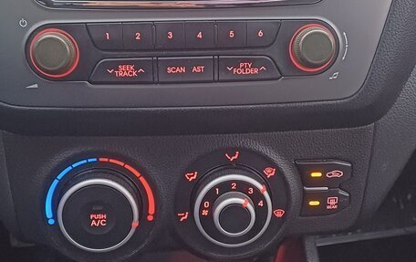 KIA Rio III рестайлинг, 2013 год, 1 100 000 рублей, 8 фотография