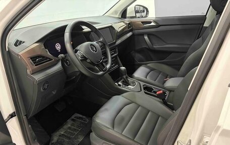 Volkswagen Tharu, 2022 год, 1 700 000 рублей, 10 фотография