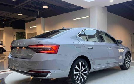 Skoda Superb III рестайлинг, 2022 год, 1 961 707 рублей, 4 фотография