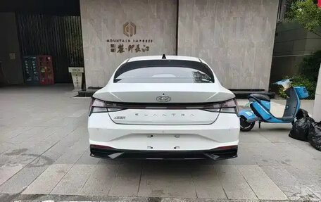 Hyundai Elantra, 2022 год, 1 420 000 рублей, 5 фотография