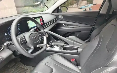 Hyundai Elantra, 2022 год, 1 420 000 рублей, 8 фотография