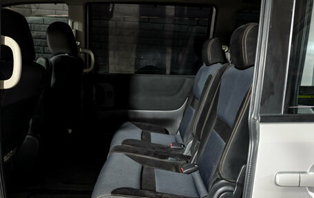 Nissan Serena III, 2010 год, 1 150 000 рублей, 18 фотография