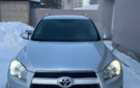 Toyota RAV4, 2011 год, 1 490 000 рублей, 2 фотография
