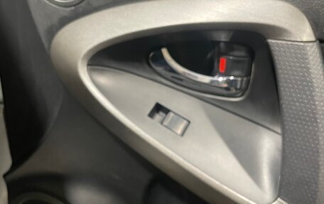 Toyota RAV4, 2011 год, 1 490 000 рублей, 27 фотография