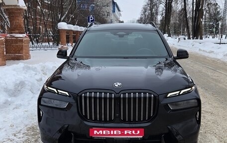 BMW X7, 2022 год, 12 500 000 рублей, 2 фотография