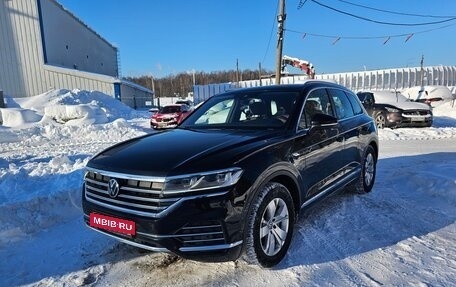 Volkswagen Touareg III, 2022 год, 7 250 000 рублей, 1 фотография