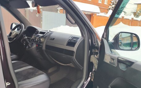 Volkswagen Transporter T5 рестайлинг, 2008 год, 1 950 000 рублей, 7 фотография