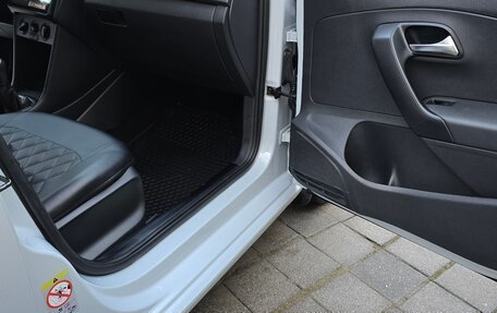 Volkswagen Polo VI (EU Market), 2020 год, 950 000 рублей, 9 фотография