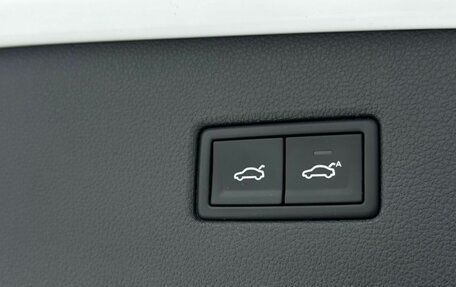 Volkswagen Tiguan II, 2017 год, 2 399 000 рублей, 11 фотография