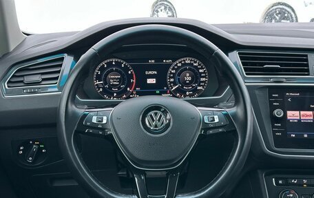 Volkswagen Tiguan II, 2017 год, 2 399 000 рублей, 19 фотография