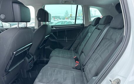 Volkswagen Tiguan II, 2017 год, 2 399 000 рублей, 36 фотография