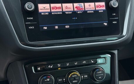 Volkswagen Tiguan II, 2017 год, 2 399 000 рублей, 27 фотография