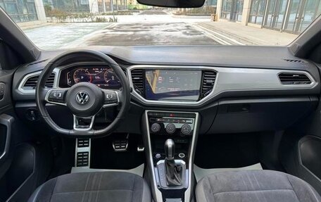 Volkswagen T-Roc I, 2022 год, 1 500 000 рублей, 8 фотография