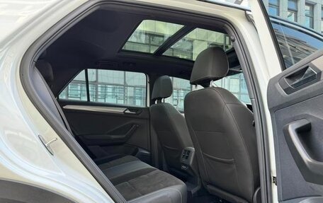 Volkswagen T-Roc I, 2022 год, 1 500 000 рублей, 13 фотография