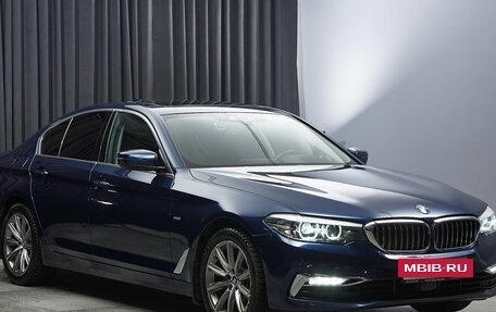 BMW 5 серия, 2018 год, 3 990 000 рублей, 3 фотография
