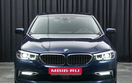 BMW 5 серия, 2018 год, 3 990 000 рублей, 2 фотография