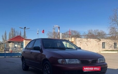 Nissan Almera, 1995 год, 240 000 рублей, 3 фотография